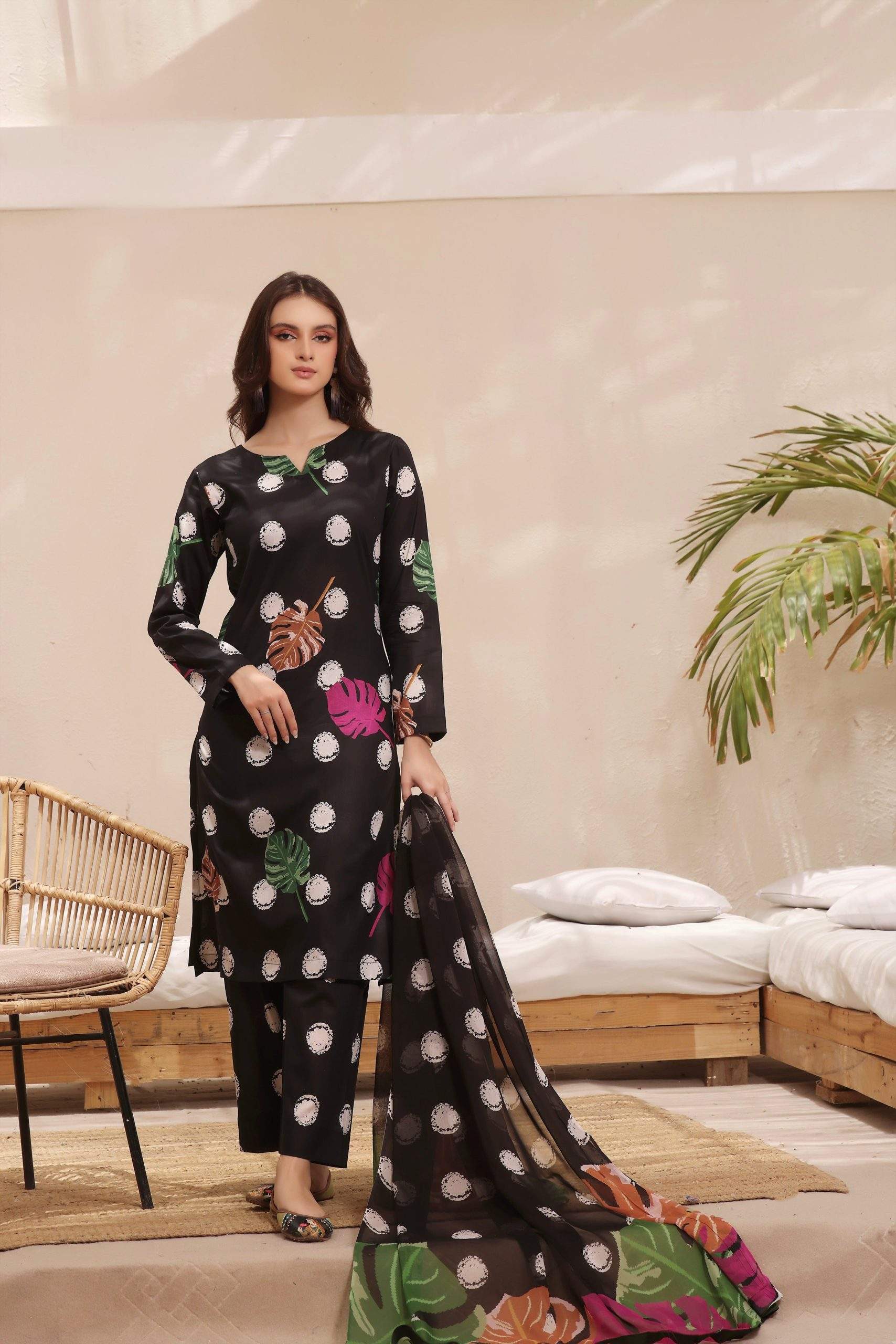 Feathers Nayab Unstitched Digital Printed Lawn 3pc Suit Ellie Ft243